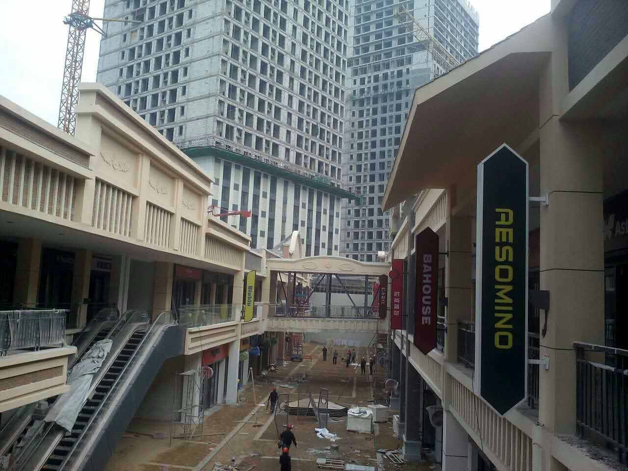 武漢漢街萬達(dá)廣場(chǎng)